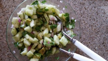 Recipe Bonanaza: 10 Minute Cucumber Salad